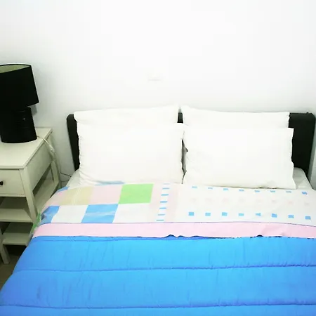 Lagoon View - Adults Only Apartment Khelmata